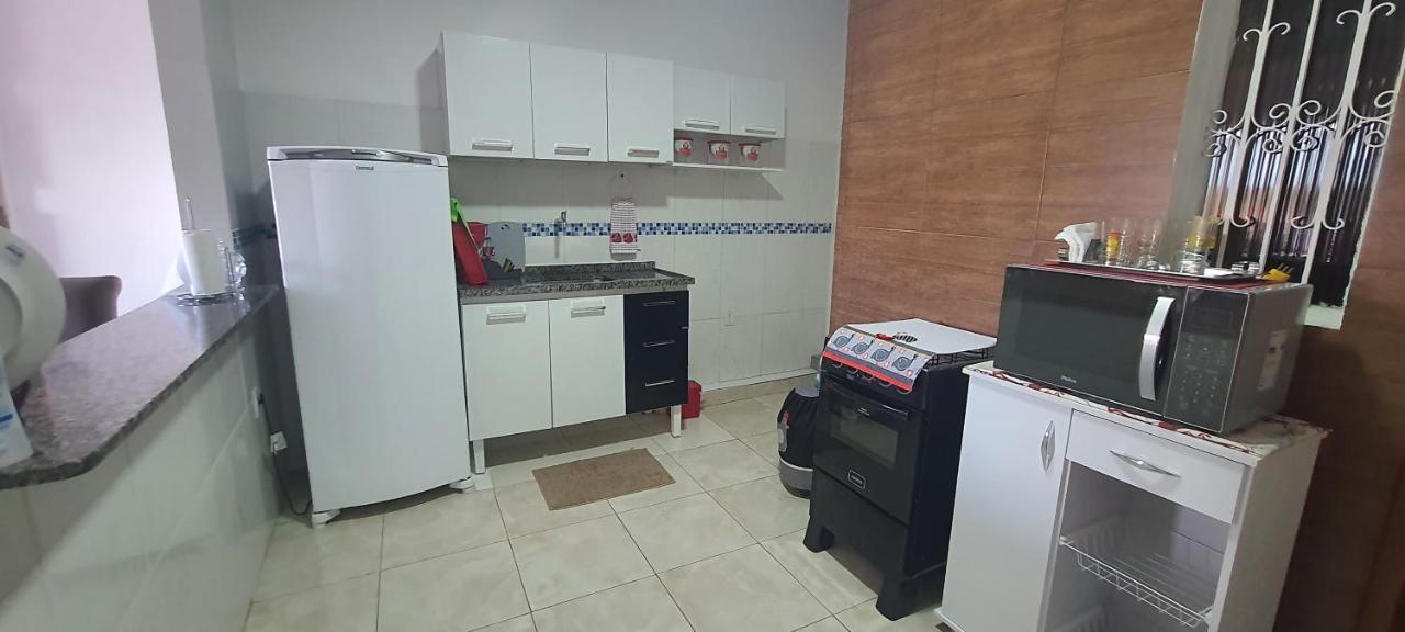 Apto 2 - Hospedagem Da Almira Manaus Eksteriør billede